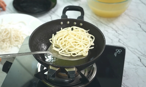 fried noodles